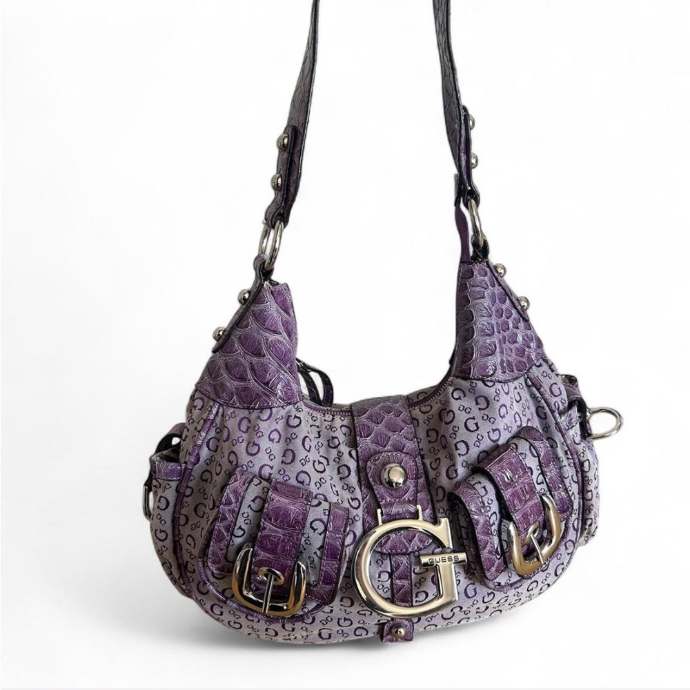 Vintage Y2K Guess purple monogram shoulder bag💜💜